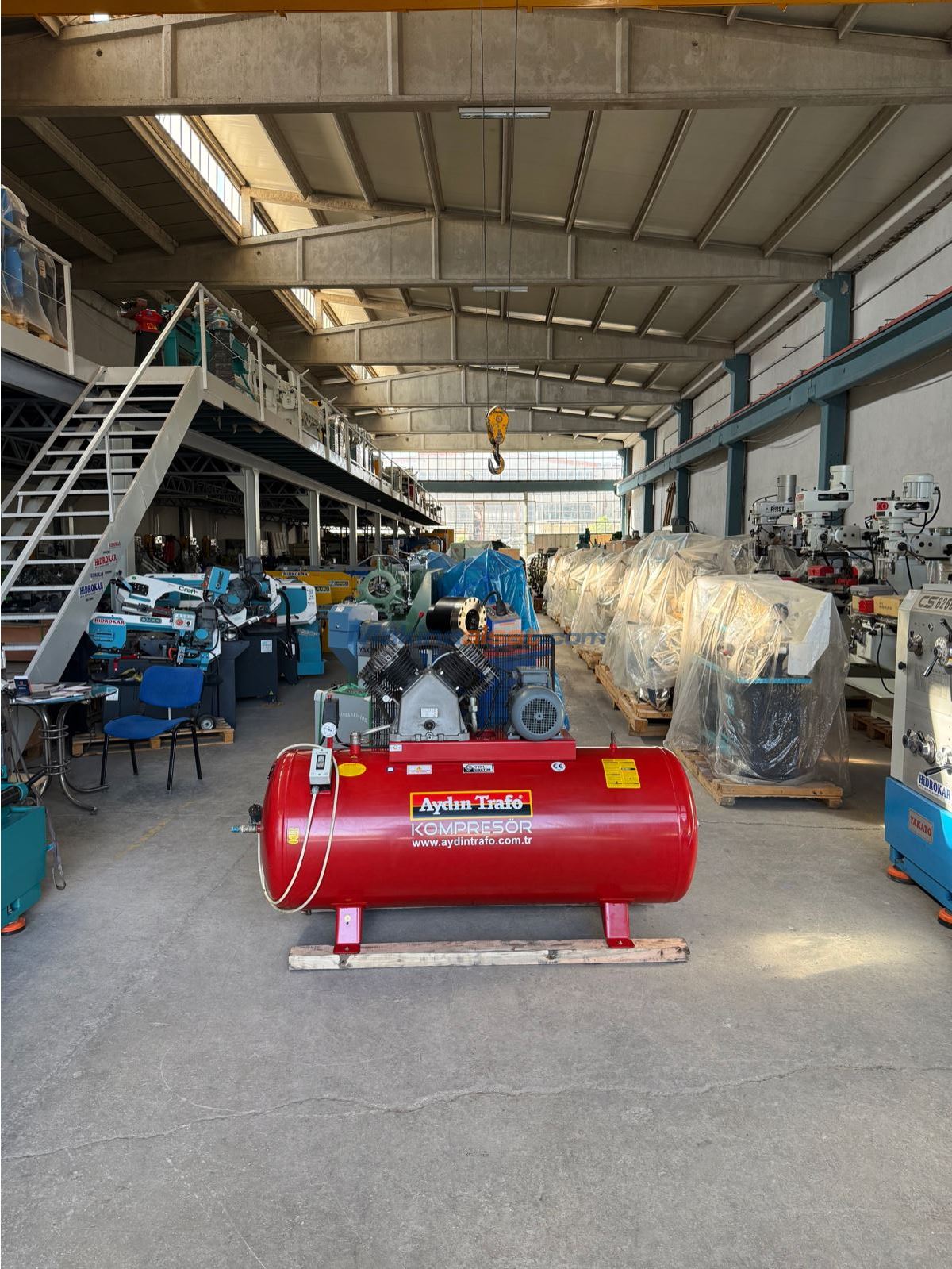 2019 SIFIR AYARINDA AYDIN TRAFO 530 LİTRE PİSTONLU KOMPRESÖR