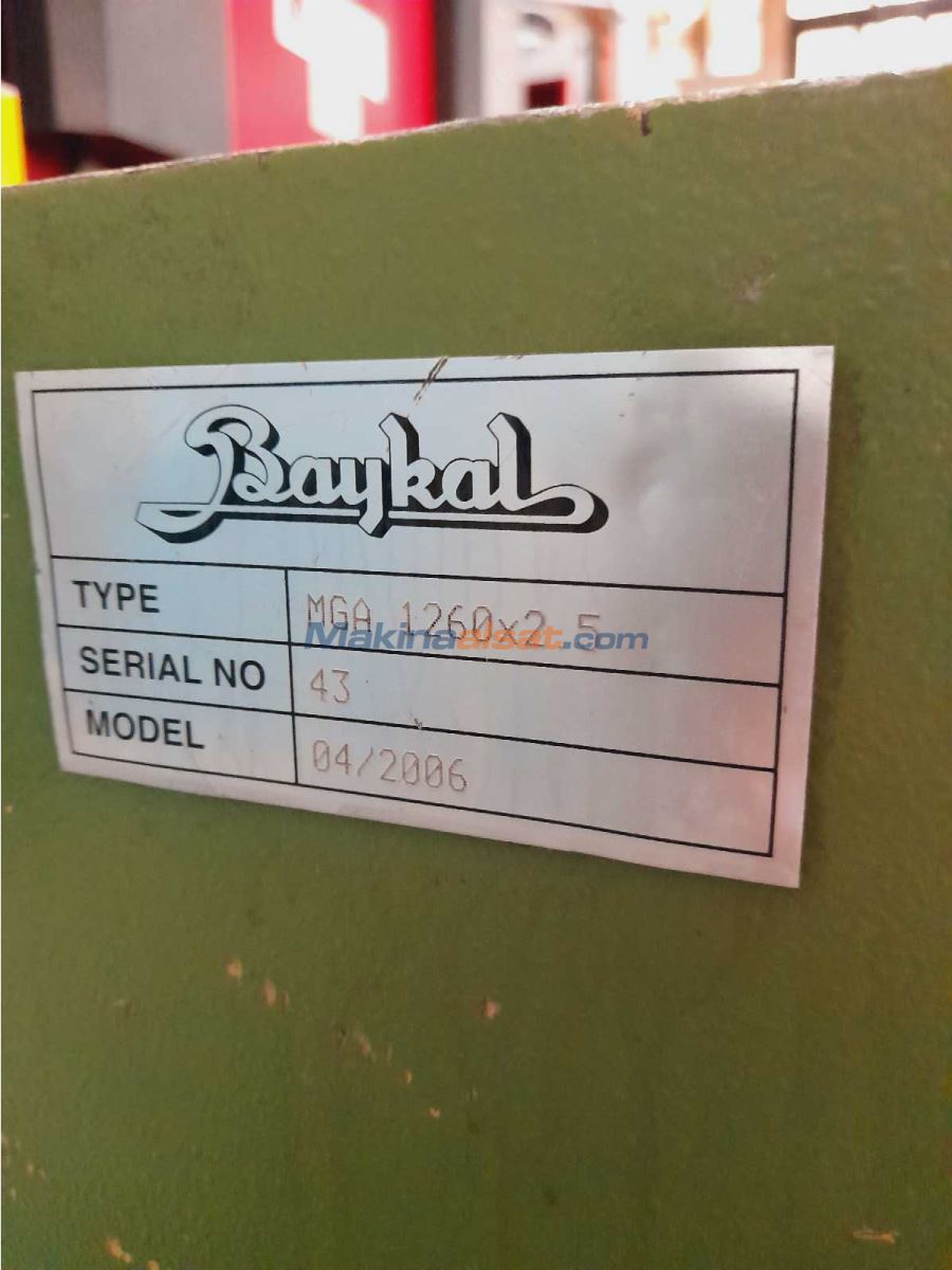 BAYKAL MGA 1260 X 2,5 MOTORLU GİYOTİN MAKAS