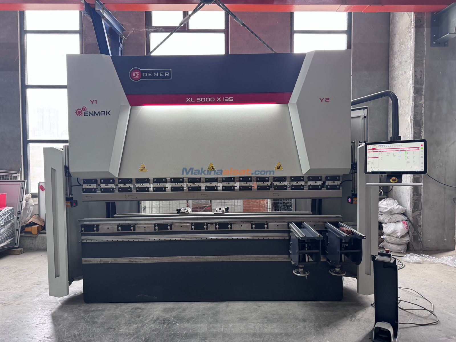 Satılık ikinci el DENER PUMA XL 30135 TON CNC ABKANT Abkant Pres