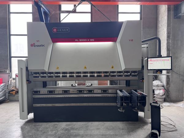 Satılık ikinci el DENER PUMA XL 30135 TON CNC ABKANT Abkant Pres