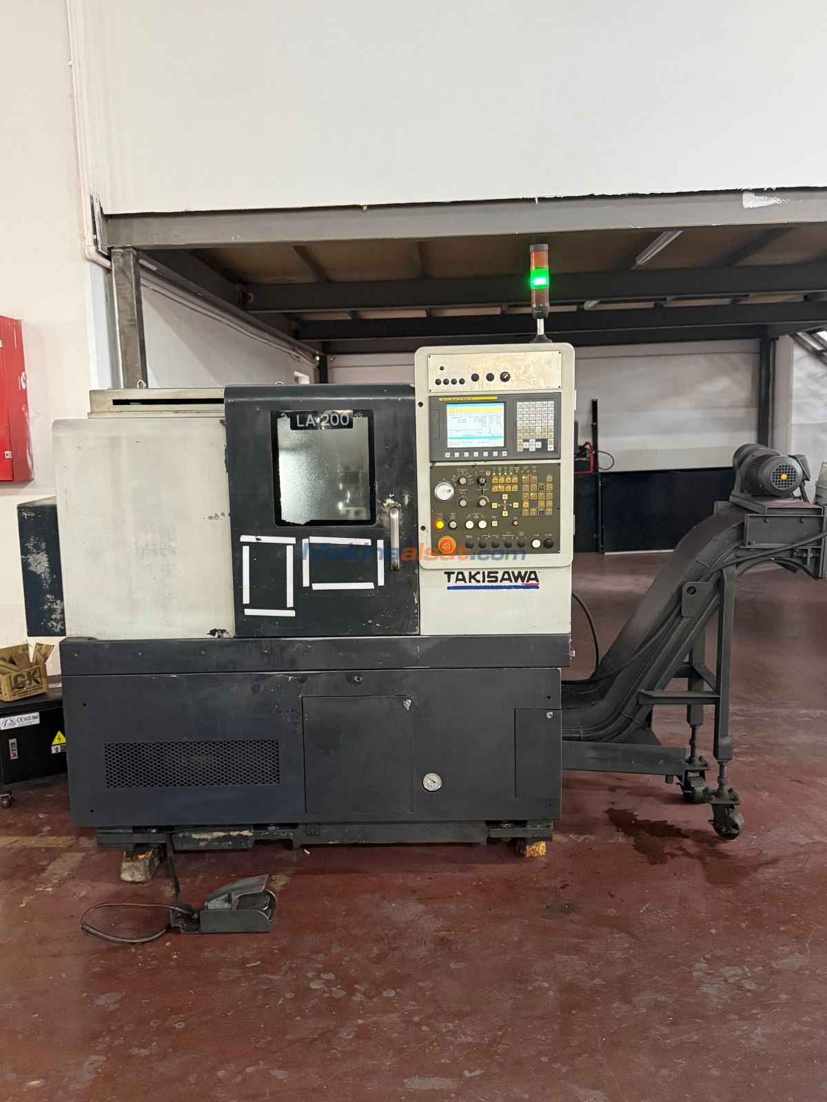 Satılık ikinci el Takisawa LA-200 CNC Torna CNC Torna makinesi