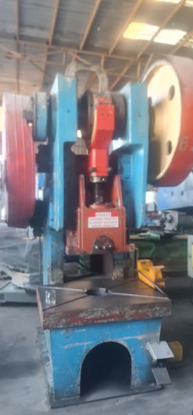 170 TONLUK ÇELİK GÖVDE EKSANTRİK PRES