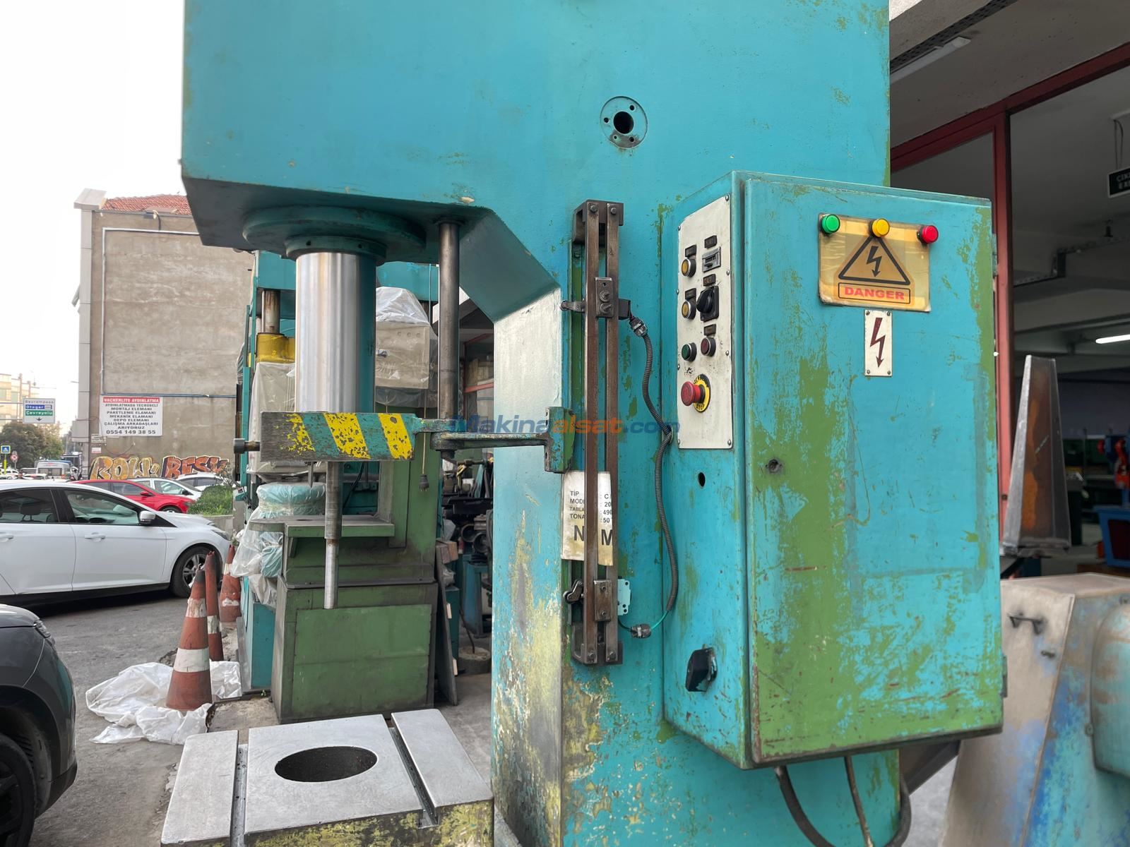 50 TON C TİPİ HİDROLİK PRES
