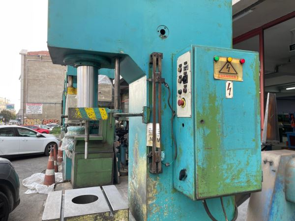 50 TON C TİPİ HİDROLİK PRES