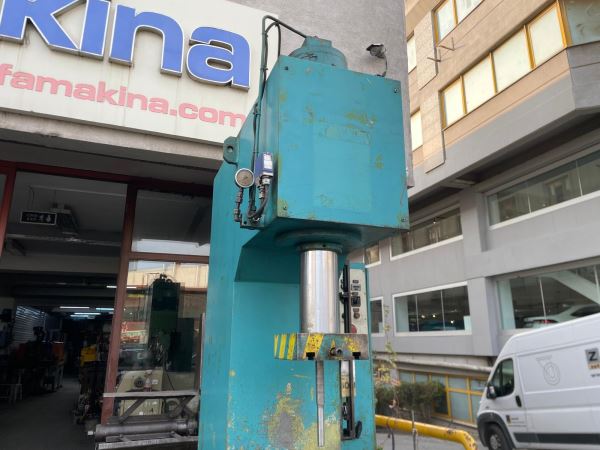 50 TON C TİPİ HİDROLİK PRES