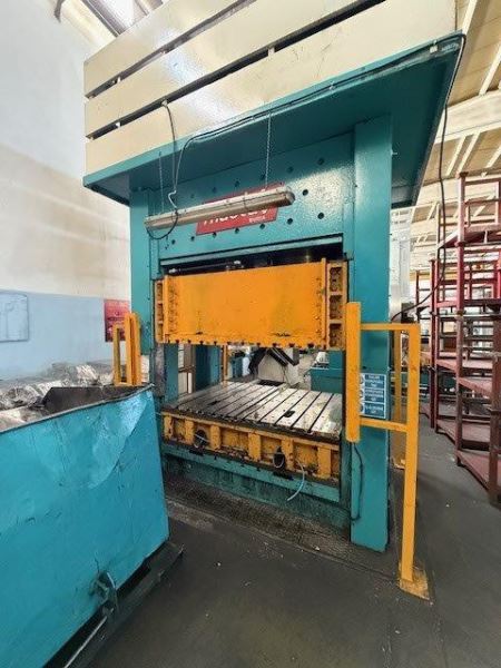 600 TON HİDROLİK PRES