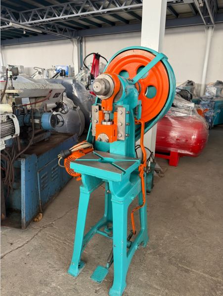 8 TON EKSANTRİK PRES