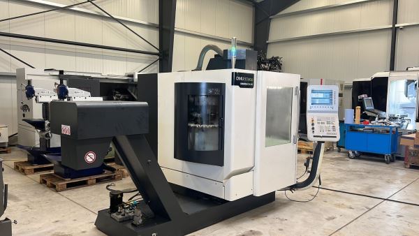 DMG DMU50 ECOLINE 2011 MODEL (3+2) 5 EKSEN DİK İŞLEME MERKEZİ