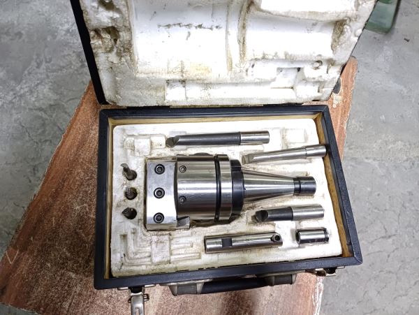 İSO 40 DELİK BÜYÜTME BARA APARATI