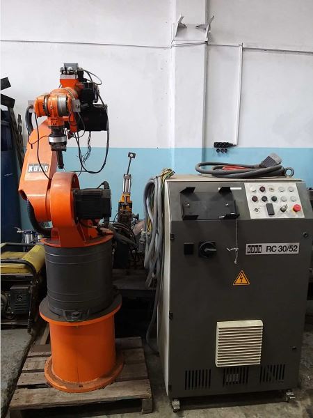 KUKA RC 3052 ROBOT