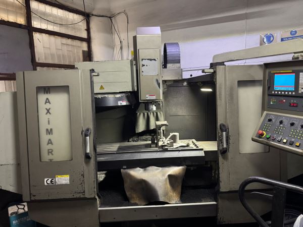 MAXIMART 1050x550x550 Dik işleme Merkezi