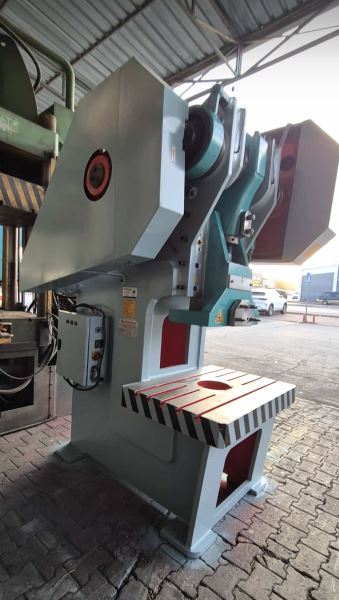 ÖNSAN 125 TONLUK EKSANTRİK PRES