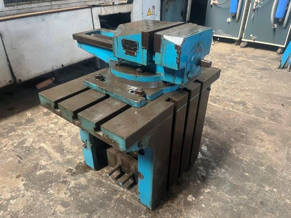 T KANALLI TABLA + MENGENE RUS 25 CM 45 x 75 TABLA