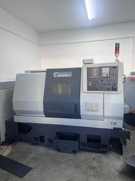2014 MODEL 10” GOODWAY GS260 CNC TORNA