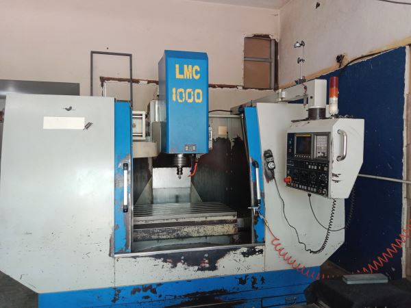 1000 lik CNC Dik İşlem Merkezi