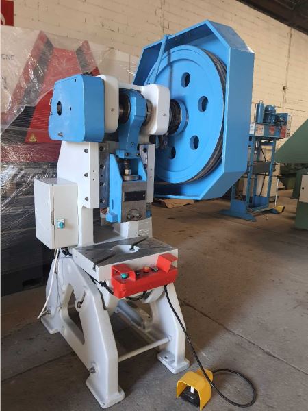 Dirinler 30 Ton Eksantrik Pres