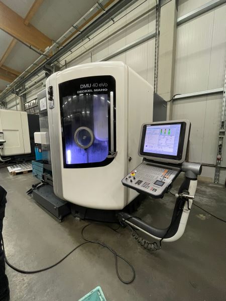 DMG DMU40 EVO 2014 MODEL 5 EKSEN DİK İŞLEME MERKEZİ