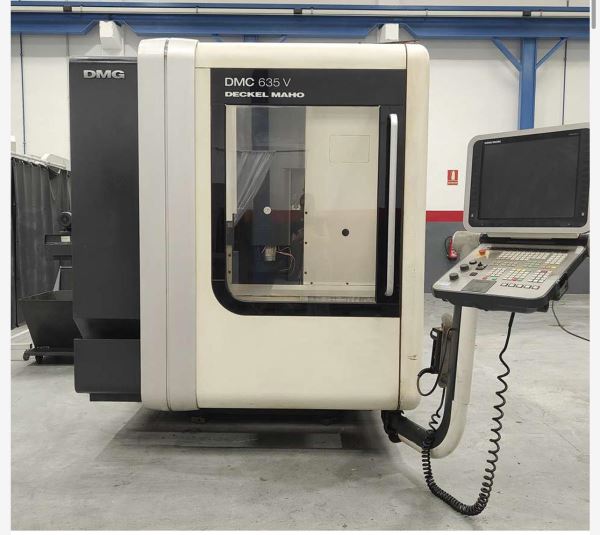 DMG MORİ DMC 635V 2009 MODEL 3 EKSENLİ DİK İŞLEME MERKEZİ