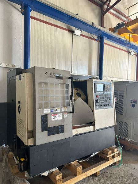 HWACHEON CUTEX 160A 2012 MODEL CNC TORNA