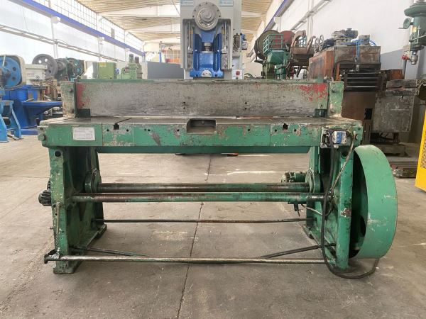 1260 x 2.5MM BAYKAL MARKA GİYOTİN MAKAS