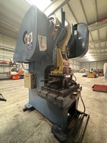 150 TON C TİPİ EKSANTRİK PRES