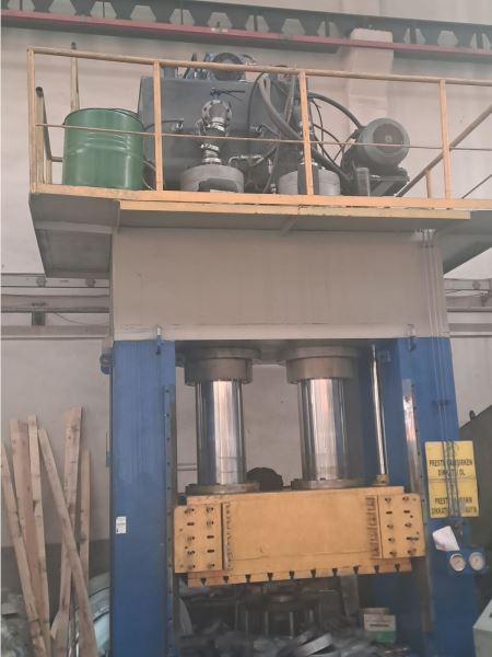 650 Ton Çift Tesirli Sıvama Presi