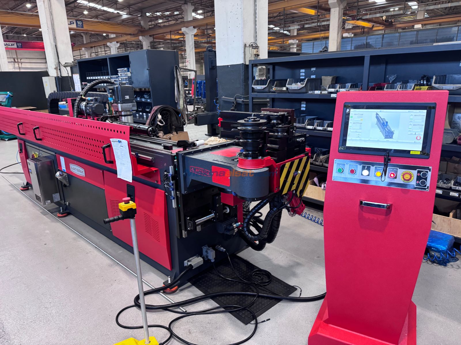 AKYAPAK ABM 38 CNC BORU BÜKME