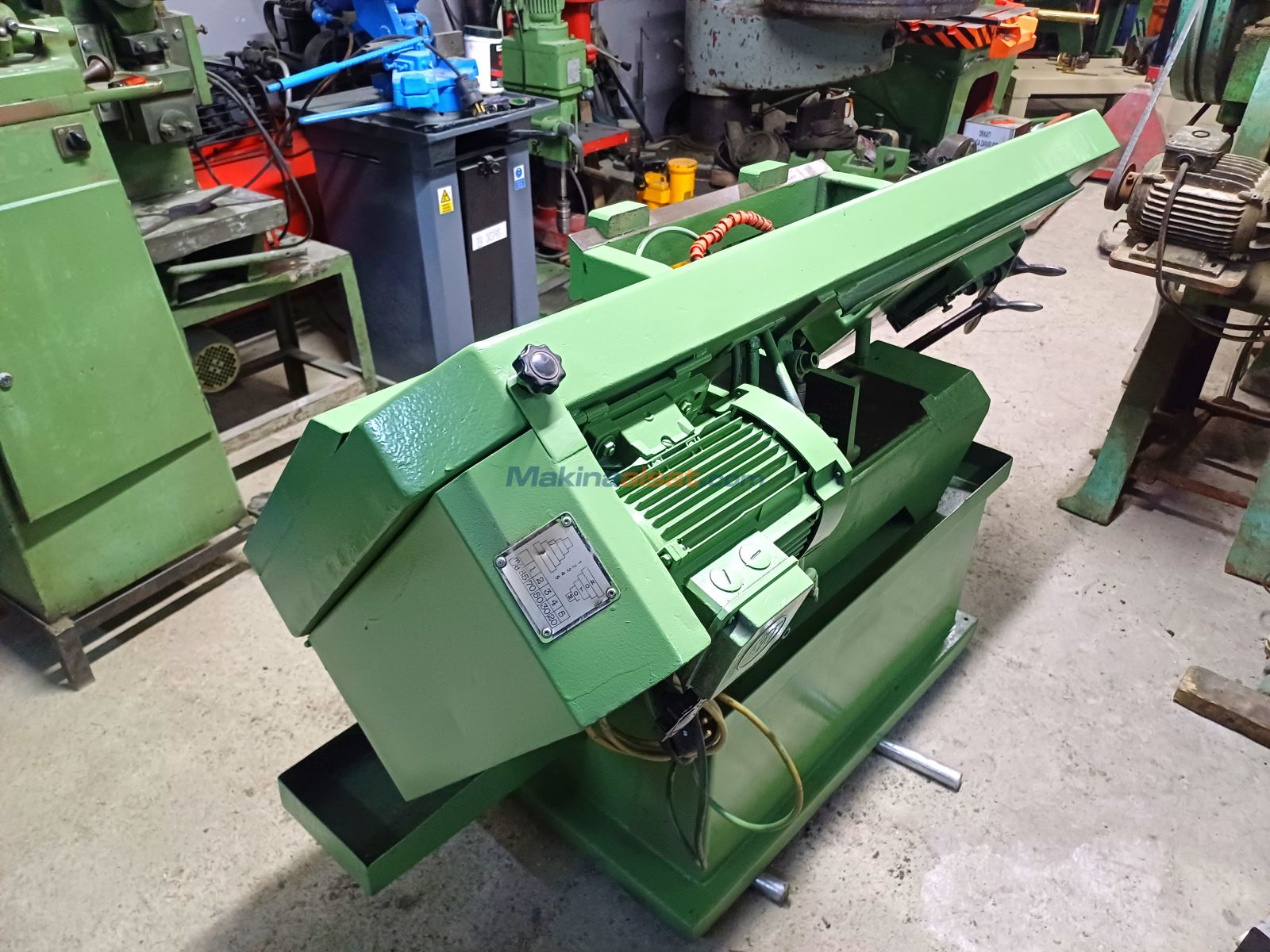BEKAMAK 250 LİK ŞERİT TESTERE