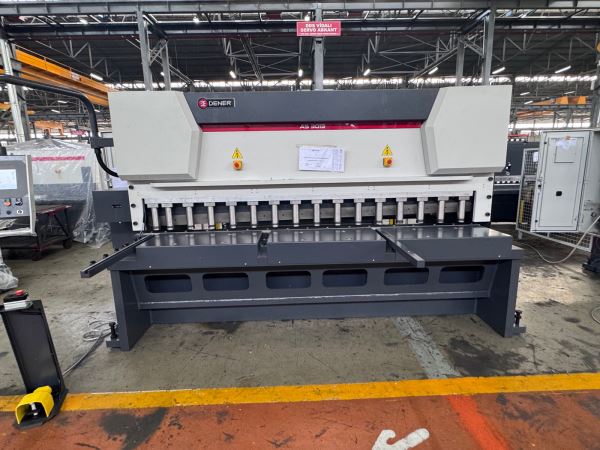 DENER AS 3100 x 13 MM KAPASİTESİ CNC GİYOTİN