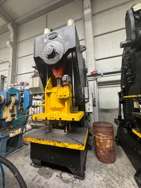 IWK 250 TON EKSANTRİK PRES