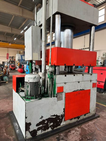400 TON ÇİFT TESİRLİ HİDROLİK PRES