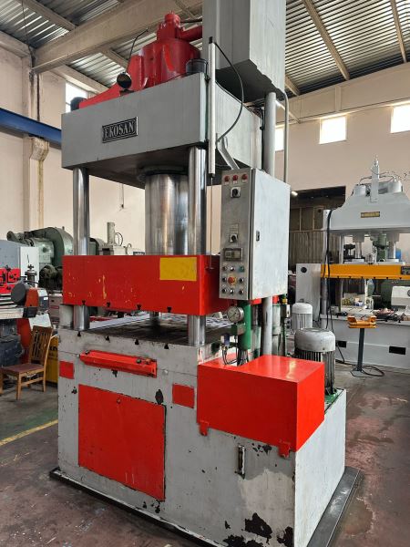 400 TON ÇİFT TESİRLİ HİDROLİK PRES