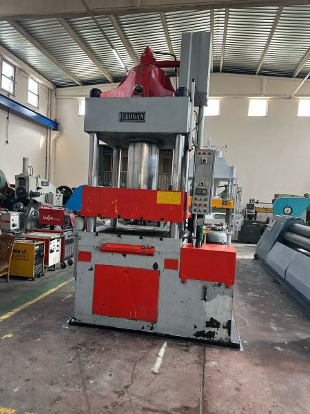 400 TON ÇİFT TESİRLİ HİDROLİK PRES