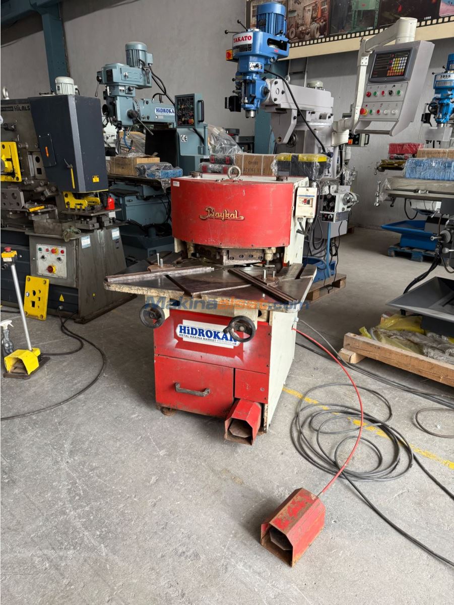 2004 MODEL BAYKAL HKA 200x4 KÖŞE KESME