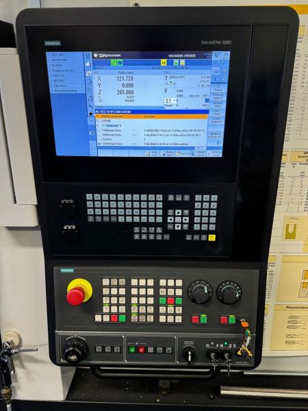CNC lathe DOOSAN Lynx 2100 LYB