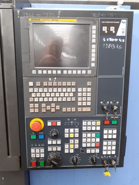 CNC lathe DOOSAN LYNX 220 LSYC