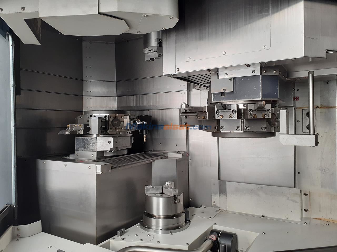 CNC lathe DOOSAN PUMA TT 1800 SY