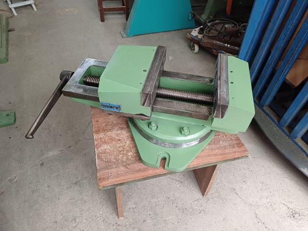 355  x 250 mm DERECELİ PLANYA MENGENESİ