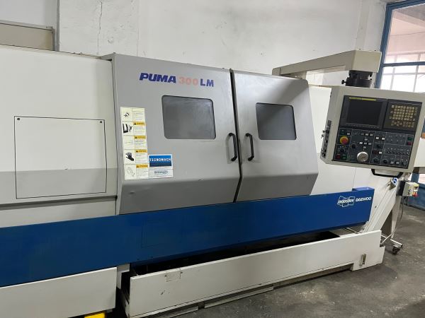 DOOSAN 300 LMC C Eksenli Ara Yataklı CNC TORNA