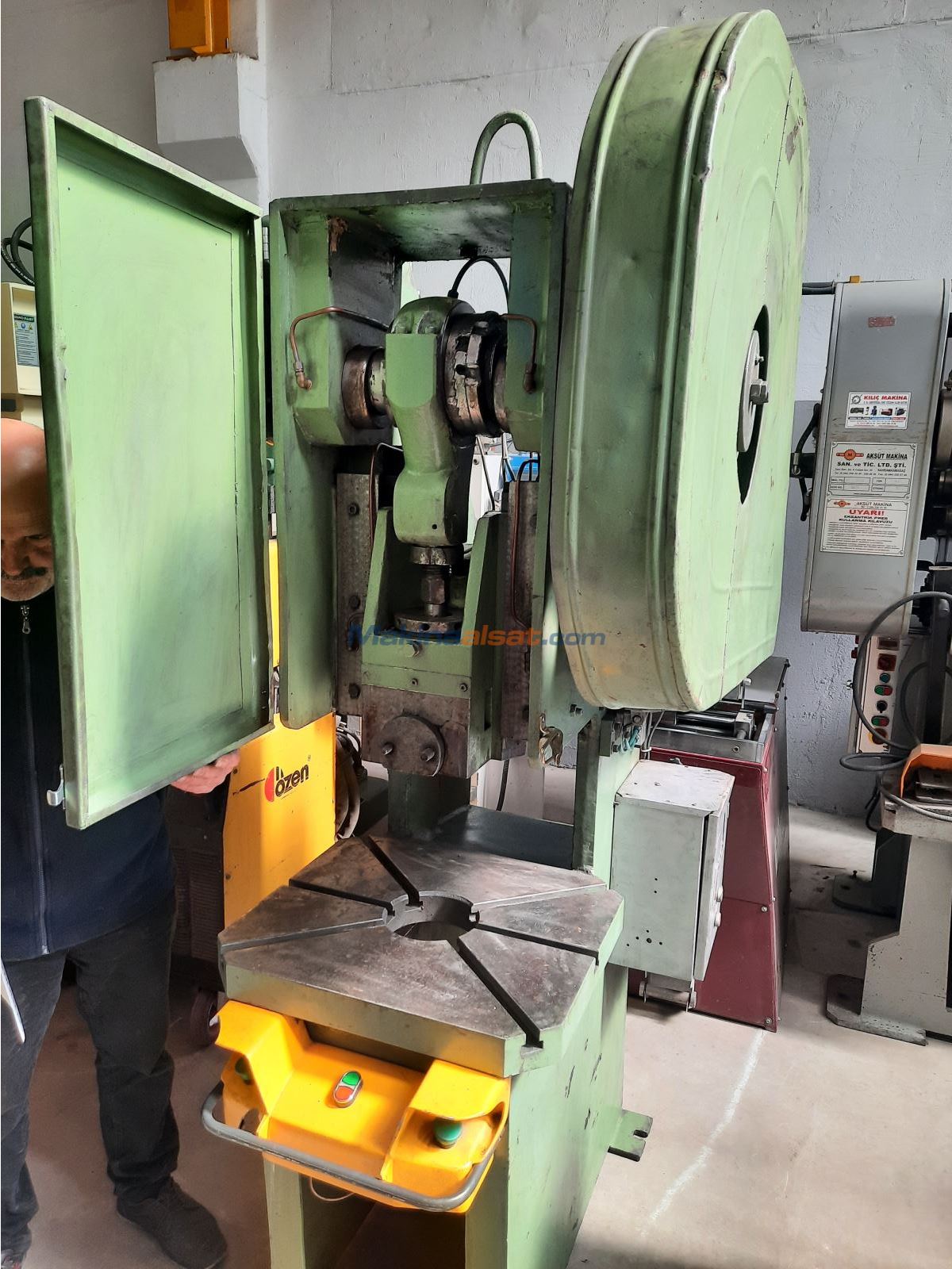 30 TON EKSANTRİK PRES