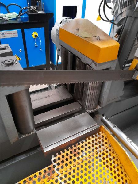 KESMAK KMO-350 TAM OTOMATİK ŞERİT TESTERE
