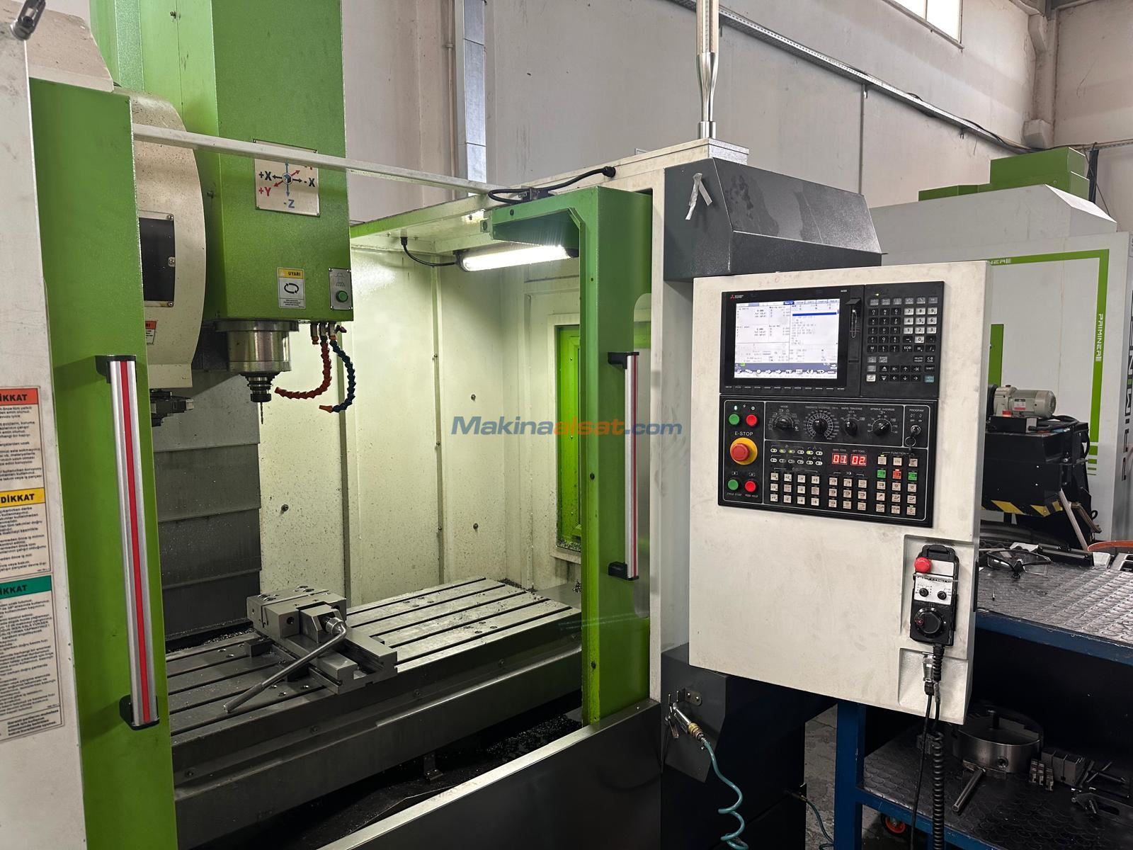 Satılık ikinci el Priminer V10L Mitsubishi M80 3 Eksen CNC Dikey