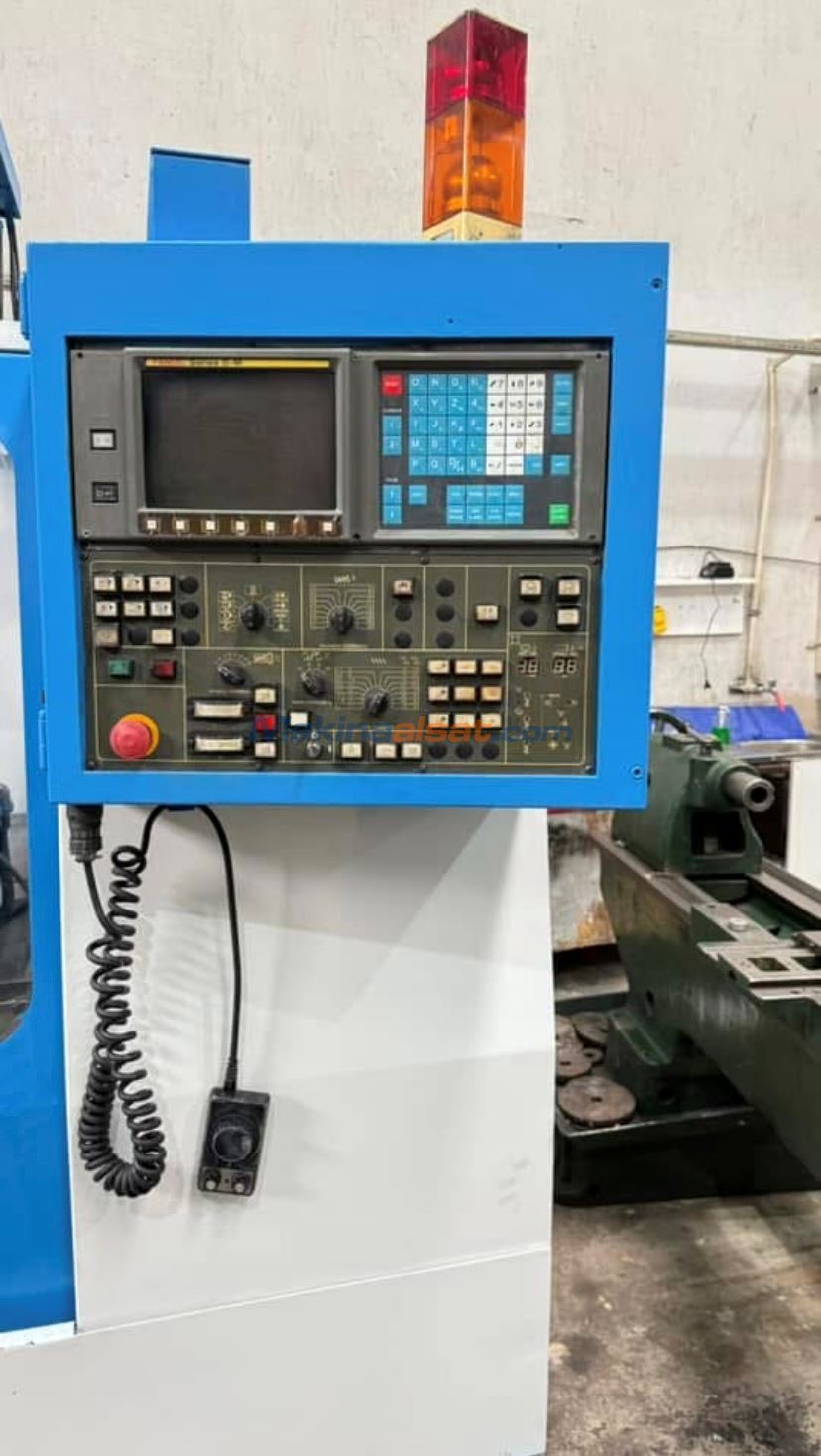 SÜPERMAX FANUK KONTROL DİVZÖRLÜ PUNTALI  İŞLEME MERKEZİ
