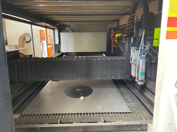 Thunderbird 3 x 1.5 Ermaksan Lazer