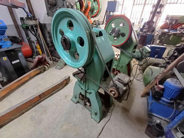 10 TON EKSANTRİK PRES