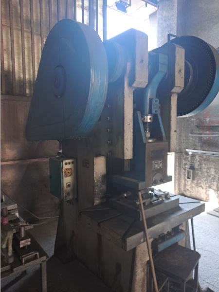 100 Ton Eksantrik Pres