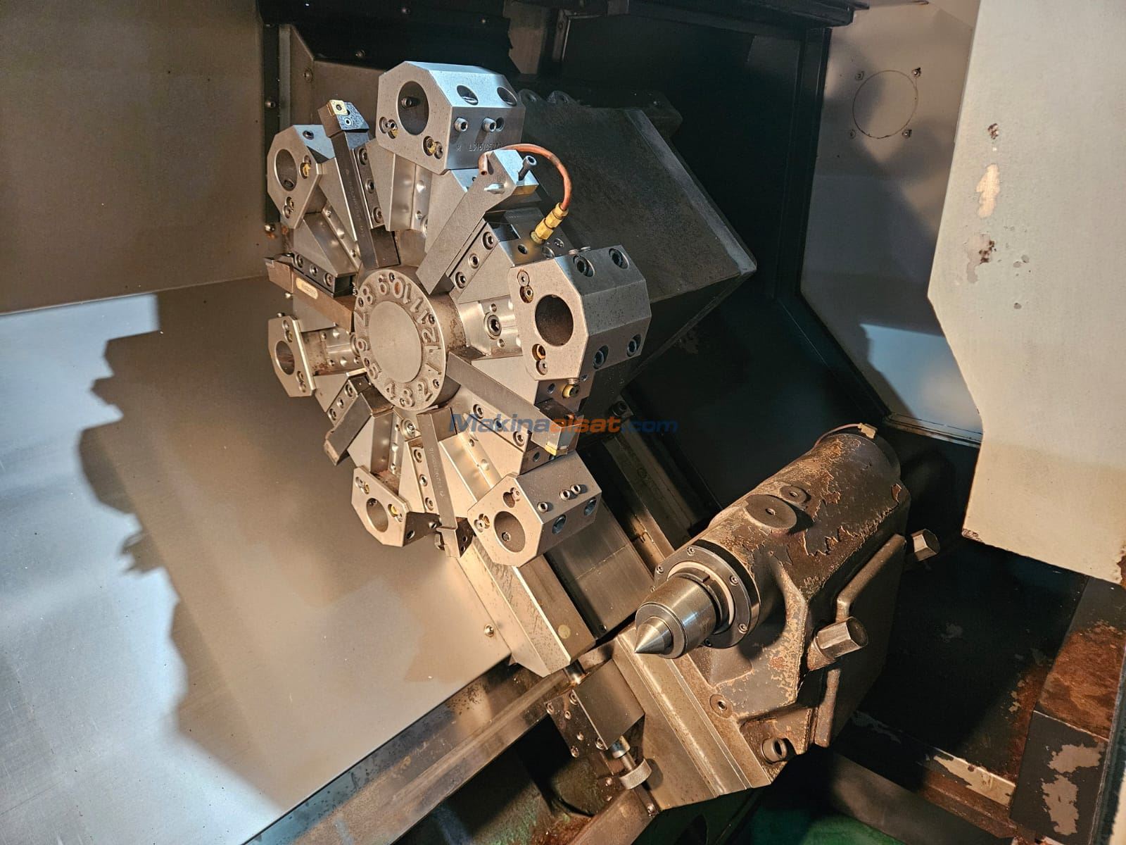 2011 Model DOOSAN PUMA 240B CNC TORNA
