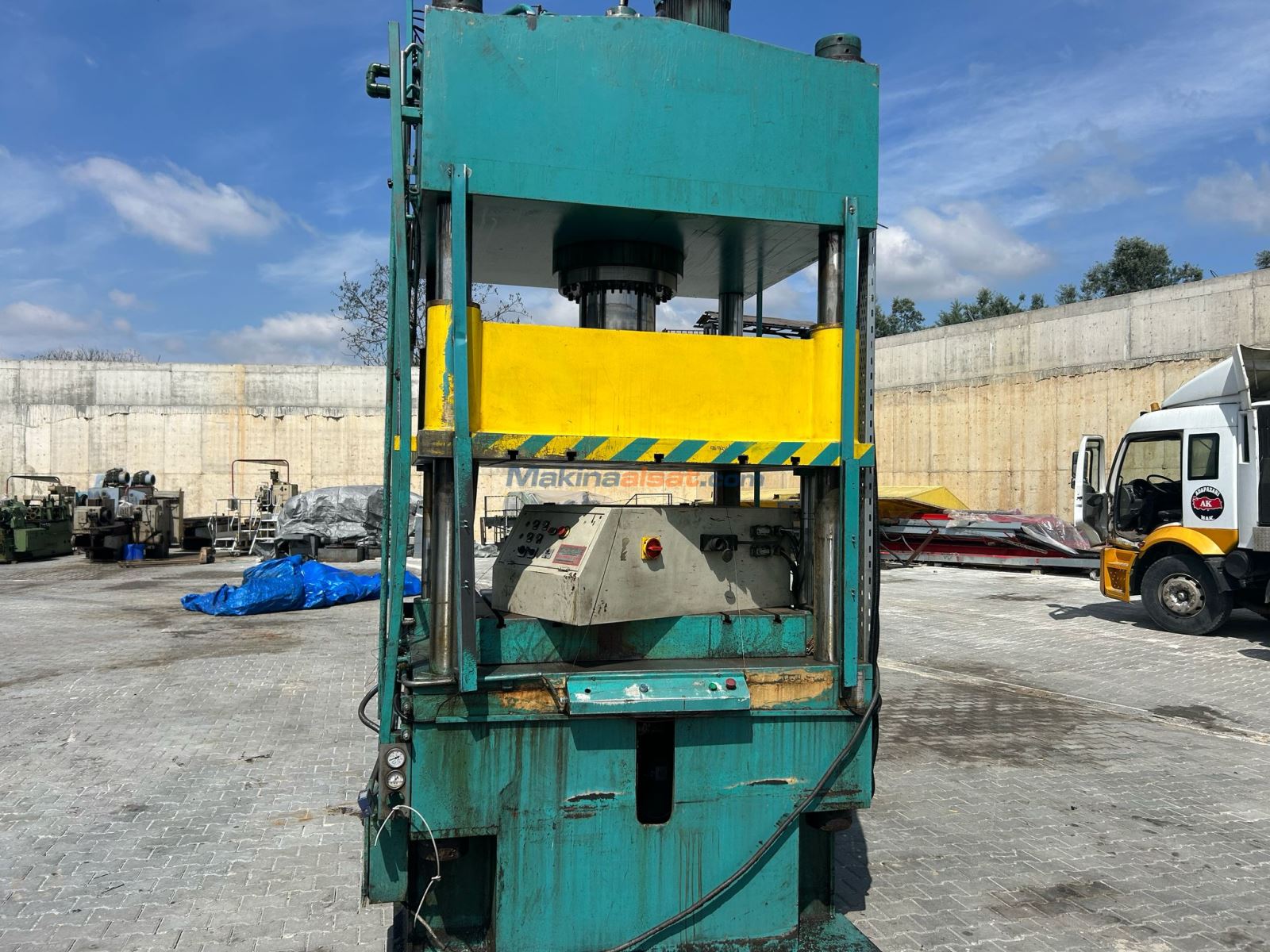 250 TON ÇİFT TESİR HİDROLİK PRES