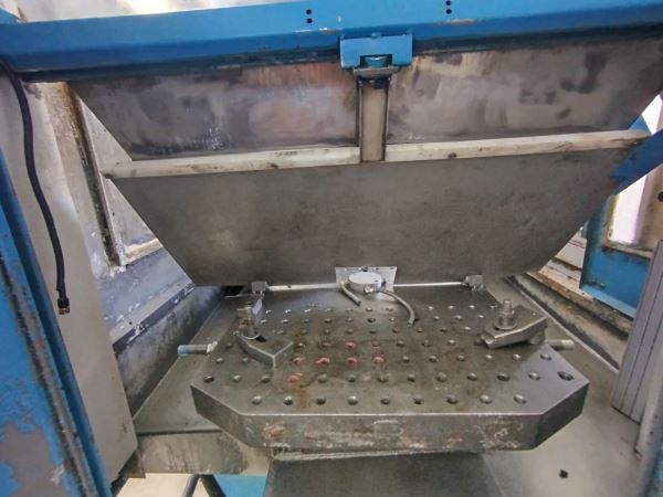 CHİRON FZ-12 W CNC DİK İŞLEME MERKEZİ