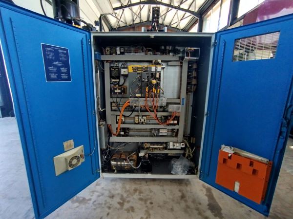 CHİRON FZ-12 W CNC DİK İŞLEME MERKEZİ